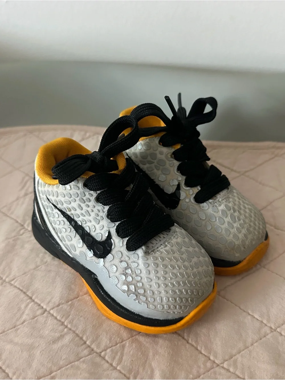 Baby Nike Zoom Kobe 6 4C Silver Black Yellow Kobe Bryant Vintage 2012